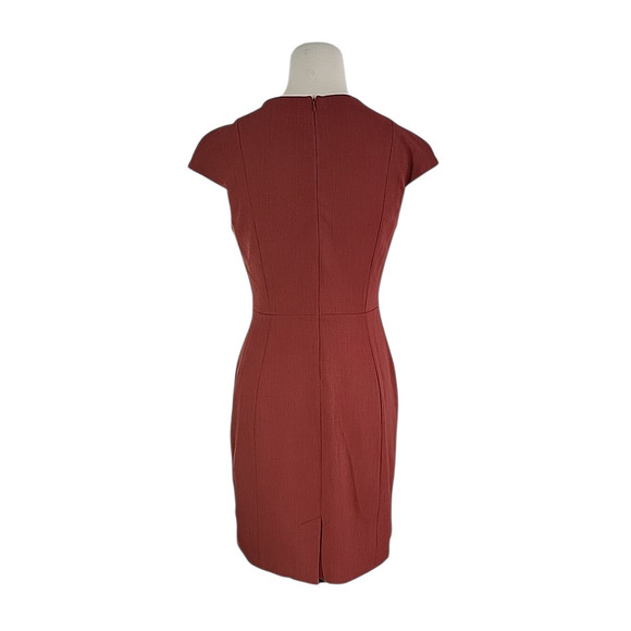 MM Lafleur Ashley Dress Red Size 8 Square Boat Neck Tailored Sheath Work Office - Picture 6 of 14